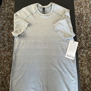 Lululemon Metal Vent SS